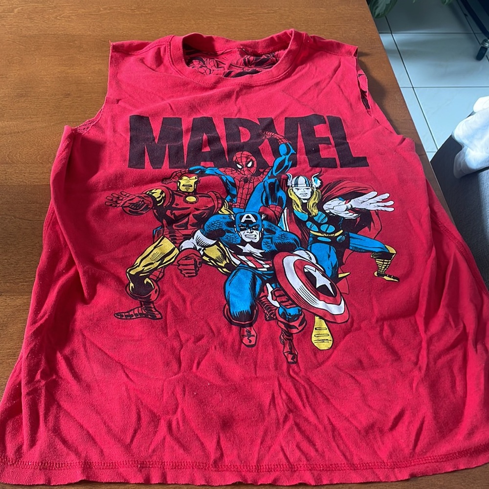 Marvel tees - Picture 2 of 3
